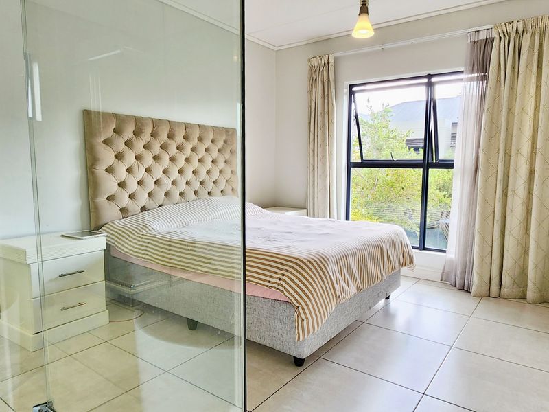 Divine 3-Bedroom First Floor Unit in The Polofields – Perfect Investment or Professional Couple - Photo 9