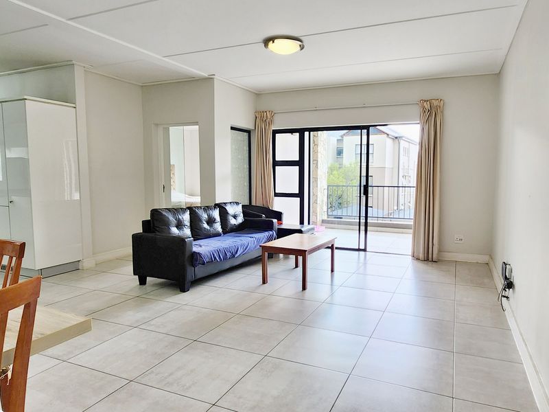 Divine 3-Bedroom First Floor Unit in The Polofields – Perfect Investment or Professional Couple - Photo 2