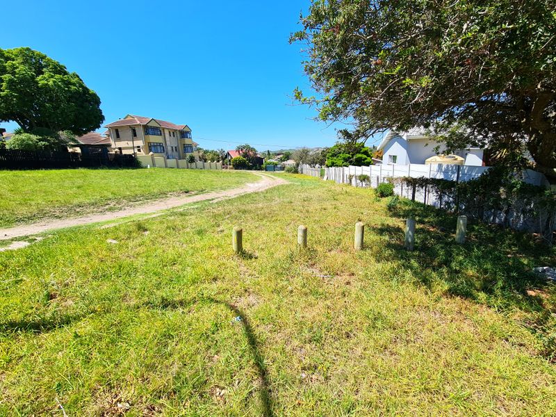 Large Vacant Stand in Aston Bay, Jeffreys Bay - Photo 7