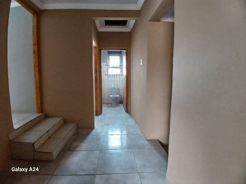 3 BEDROOM FAMILY HOME LOCATED IN A TRANQUIL SUBURB OF GONUBIE - Photo 10