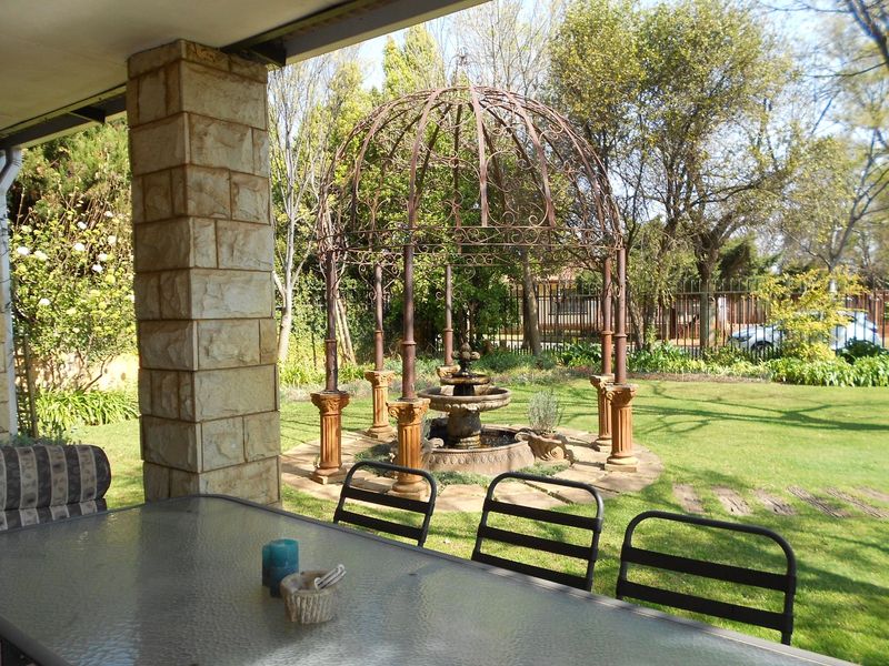 Charming 4 bedroom house for sale in Parys - your dream home awaits! - Photo 4