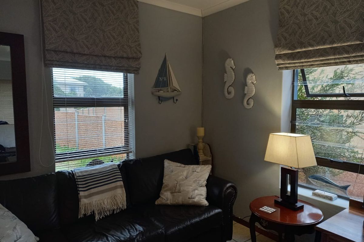 Charming 2-bedroom Freehold home in Stilbaai Wes perfect for seaside living and investment potential - Photo 3