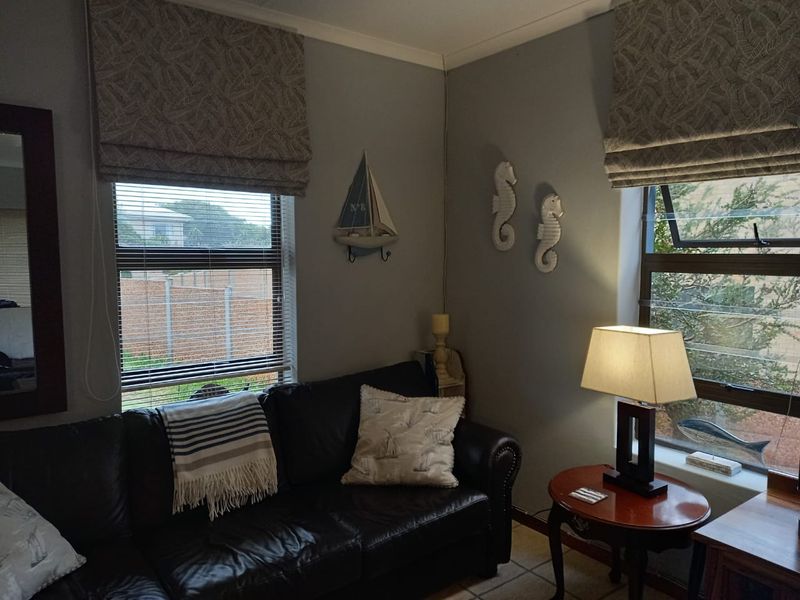 Charming 2-bedroom Freehold home in Stilbaai Wes perfect for seaside living and investment potential - Photo 3