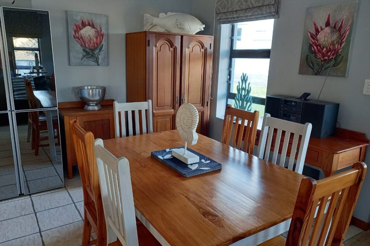 Charming 2-bedroom Freehold home in Stilbaai Wes perfect for seaside living and investment potential - Photo 5