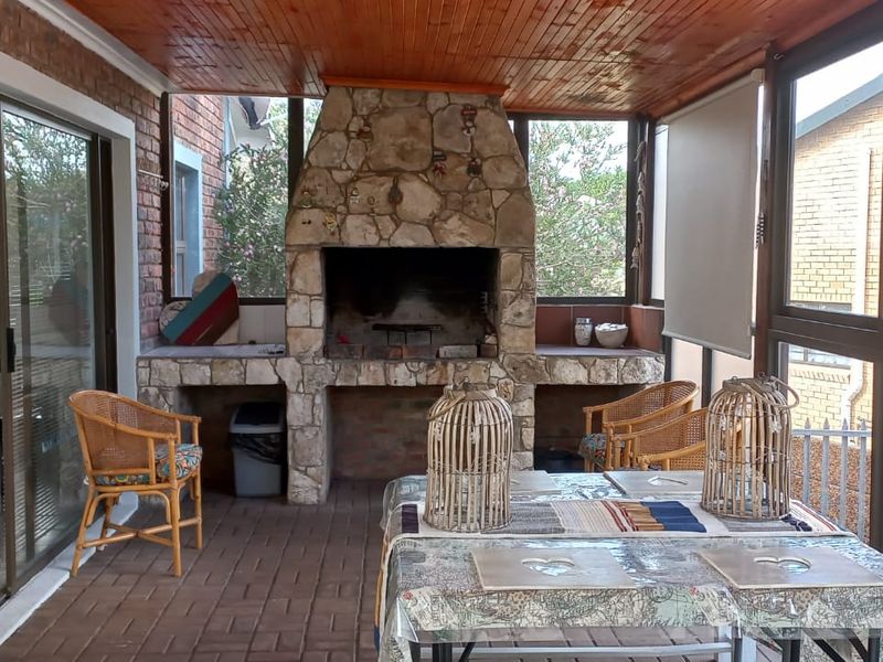 Charming 2-bedroom Freehold home in Stilbaai Wes perfect for seaside living and investment potential - Photo 9
