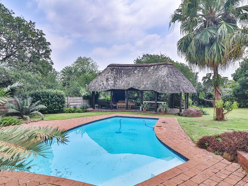 Well loved Spacious Home - Photo 3