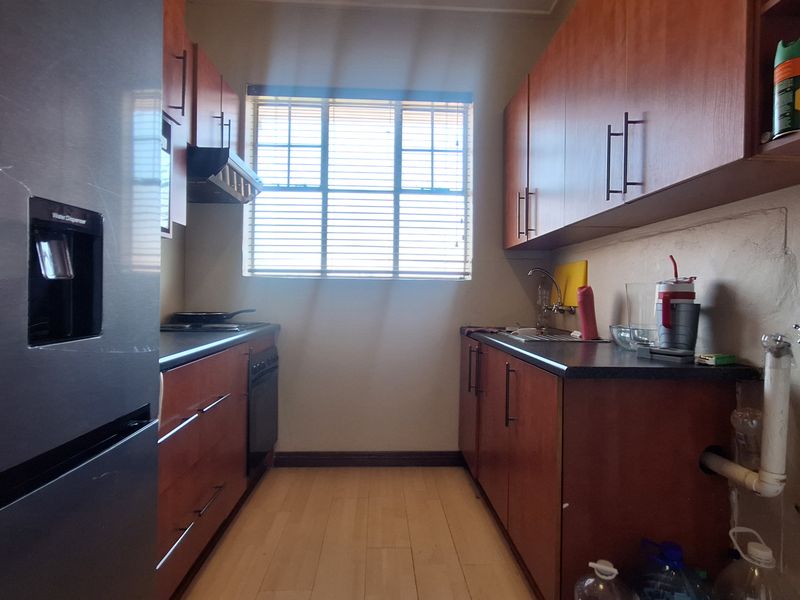 Rated Stunning - 1.5 Flat for Sale in Arcadia - Photo 5