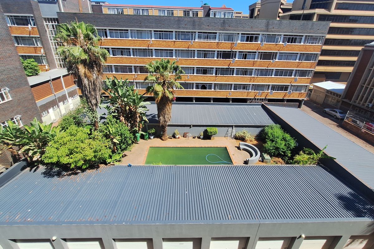 Rated Stunning - 1.5 Flat for Sale in Arcadia - Photo 3