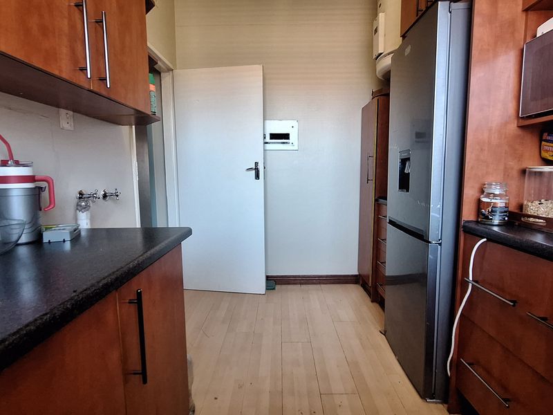 Rated Stunning - 1.5 Flat for Sale in Arcadia - Photo 6