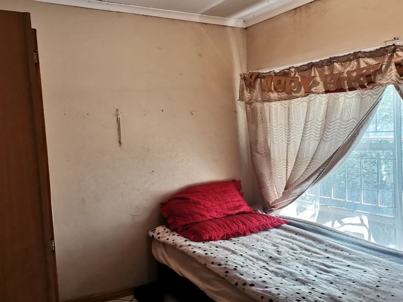 Reconfigured for Returns - Photo 2