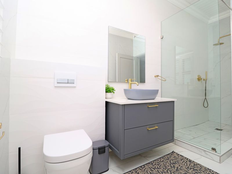 Magnificent Masterpiece with Unbeatable Location & Luxury!!! - Photo 5