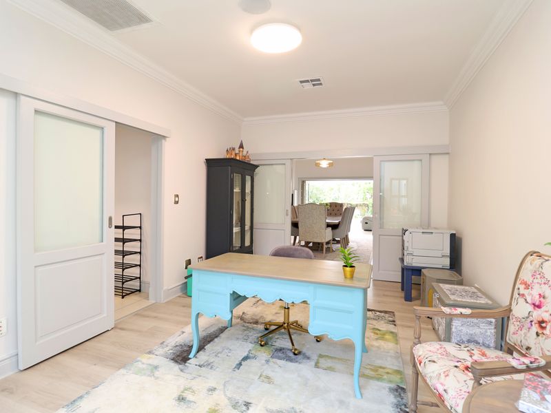 Magnificent Masterpiece with Unbeatable Location & Luxury!!! - Photo 8