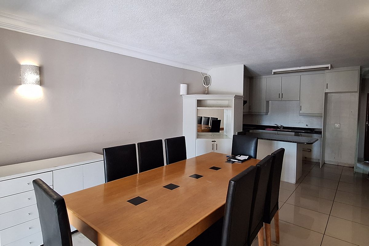 Stunning Apartment in Riviera Villas! - Photo 3