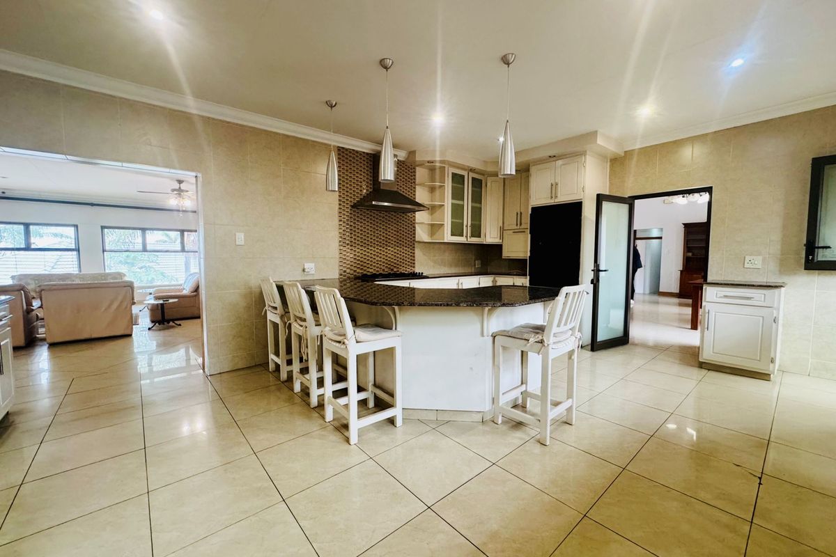 Spacious 5-Bedroom Duet for Sale in Wonderboom – Ideal for a Large Family - Photo 3