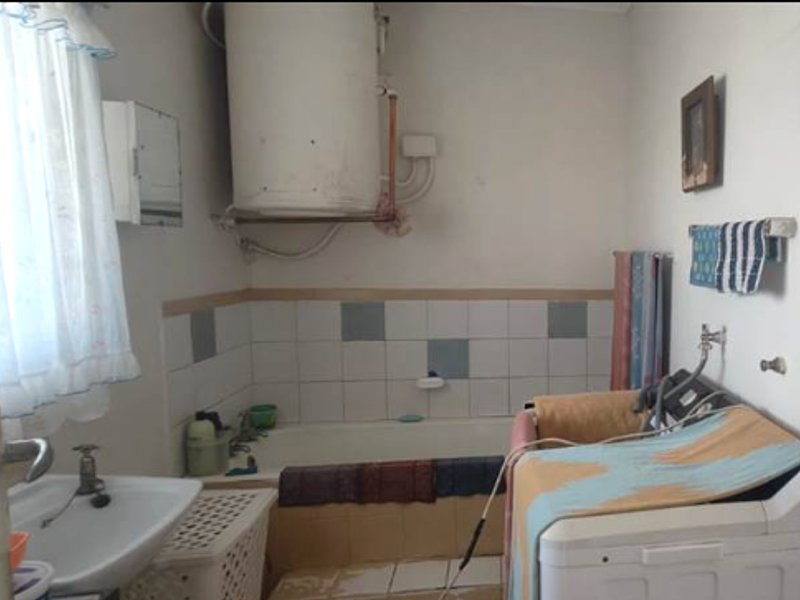 Charming 2 bedroom Sectional Title unit. - Photo 8