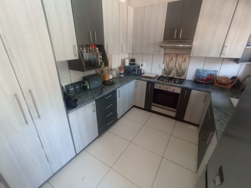 House For Sale In Mossel Bay - Photo 5