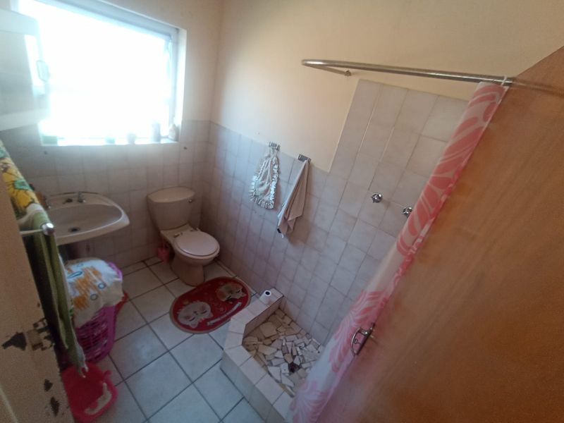 House For Sale In Mossel Bay - Photo 10