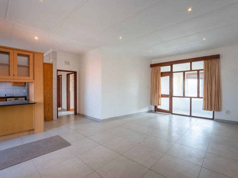 Spacious flat close to the beach and all amenities - Photo 2