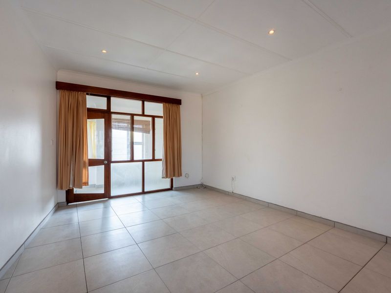 Spacious flat close to the beach and all amenities - Photo 7