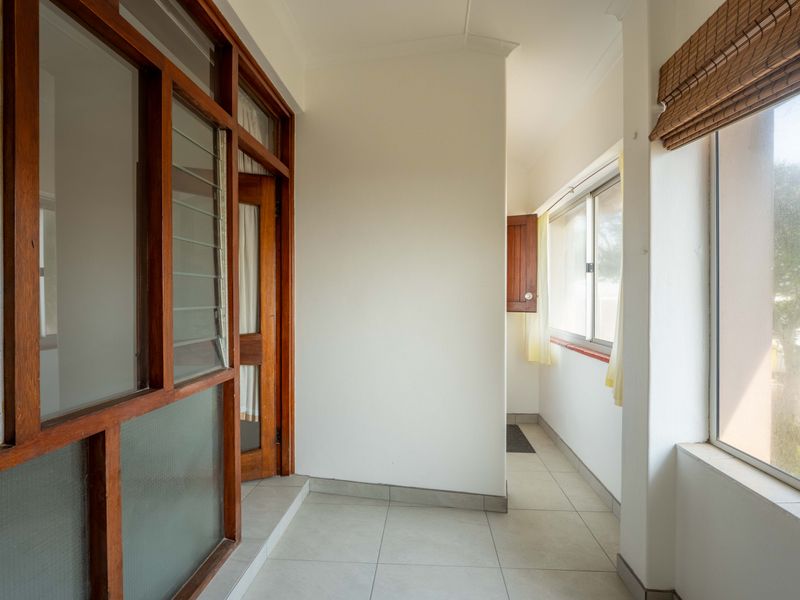 Spacious flat close to the beach and all amenities - Photo 6