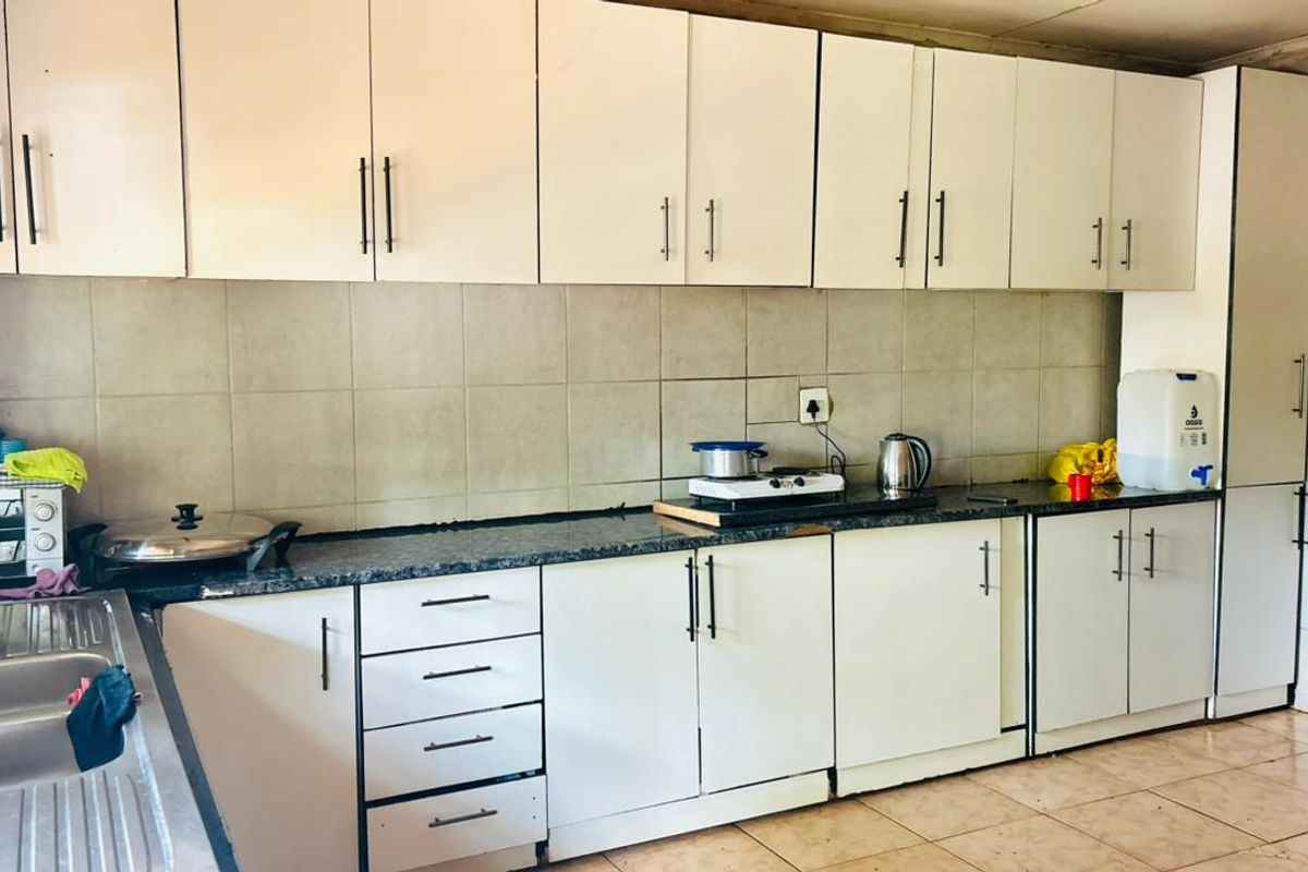 House for Sale in Eltivillas, Louis Trichardt - Photo 5