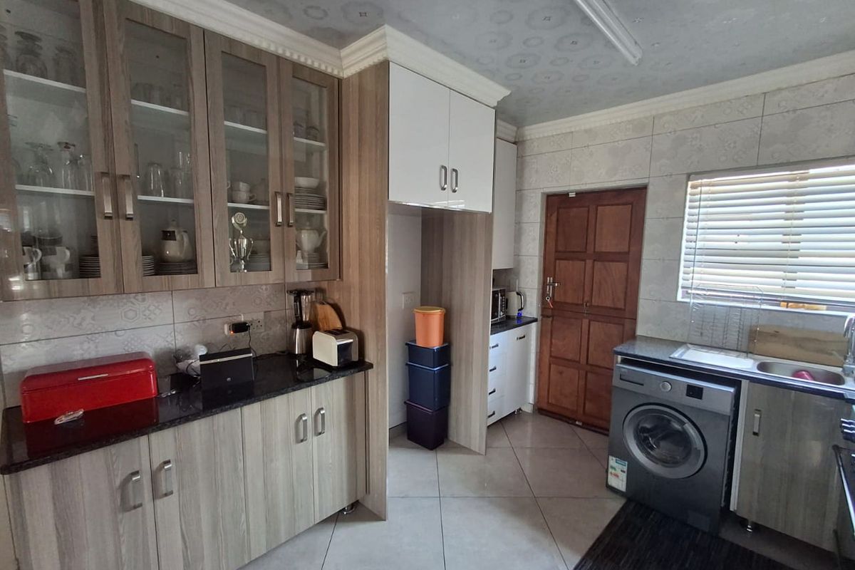 Secure Your Freehold Property Today - Photo 2