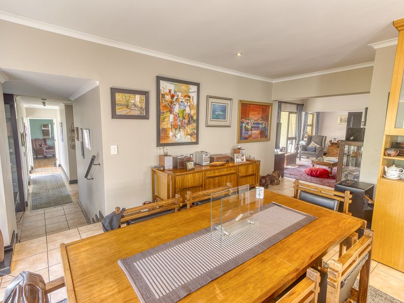 Secure and tranquil Living in Cedar Lakes Lifestyle Estate - Photo 9