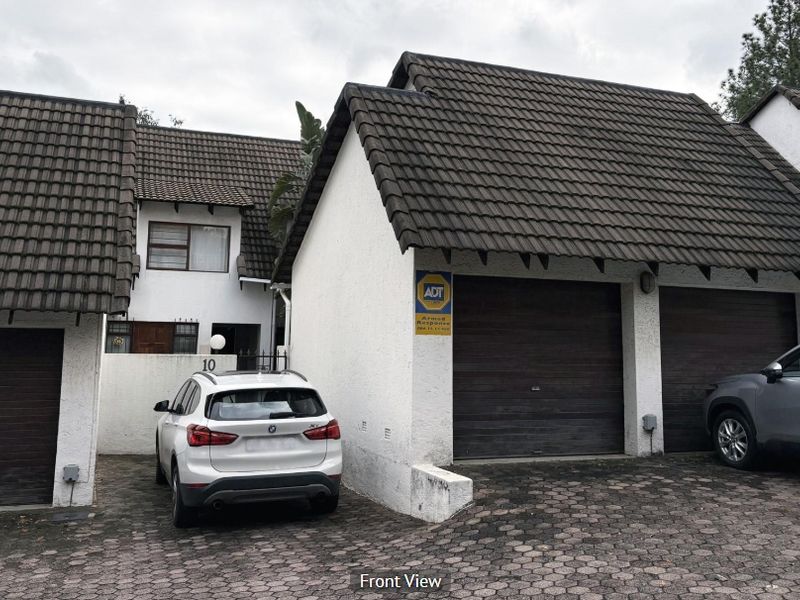 Spacious 3-Bedroom Family Home with Study, Staff Room & Pool in Prime Bryanston - Photo 1