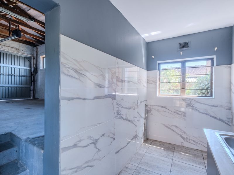 Location... Location... Location - Photo 10