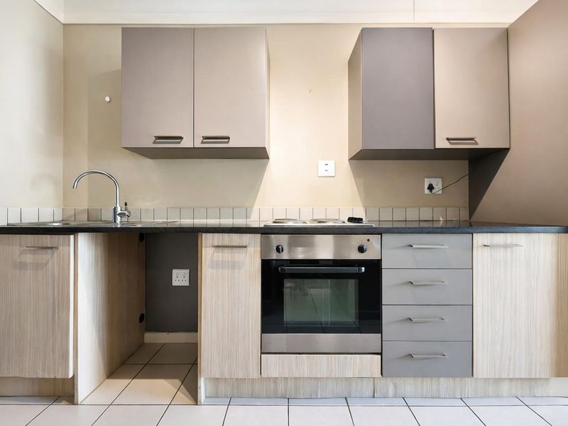 Charming Garden Apartment in The Paddocks, Dainfern – Ideal Investment or First Home - Photo 3