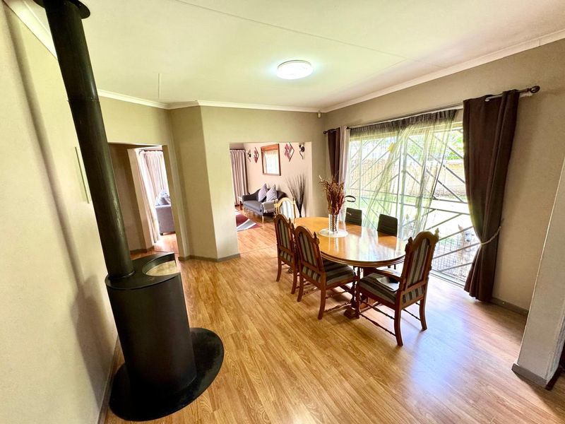 Spacious Family Home with Two Flats in Prime Trichardt Location - Photo 10