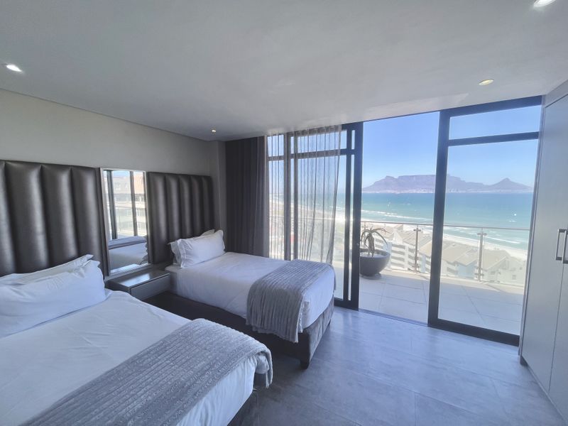 Luxury 4-Bedroom Penthouse for Sale in Aquarius Blouberg Beachfront - Photo 2