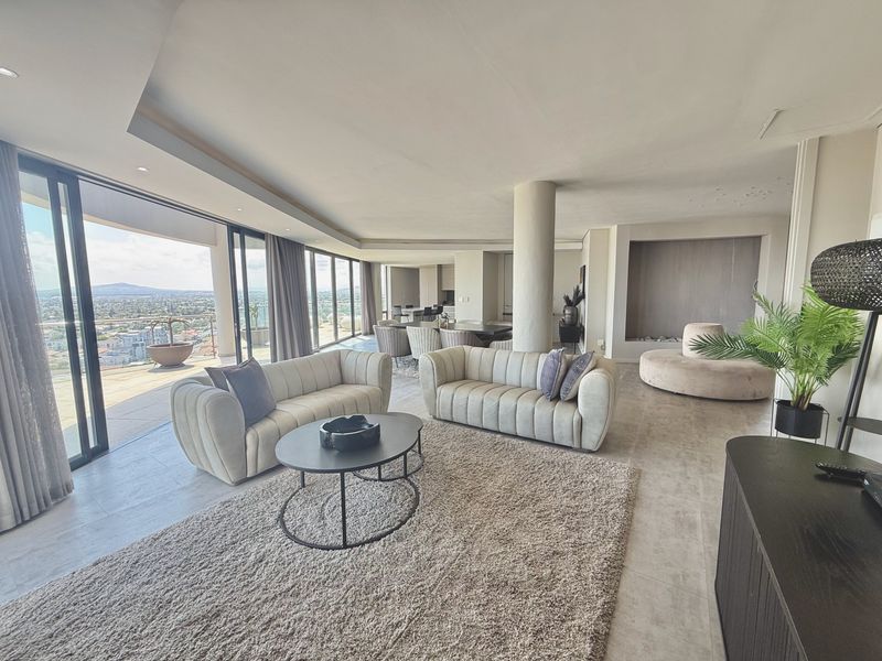 Luxury 4-Bedroom Penthouse for Sale in Aquarius Blouberg Beachfront - Photo 6