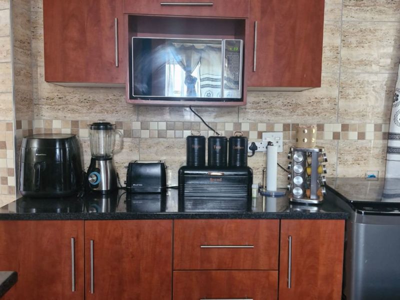 House For Sale In Akasia - Photo 7