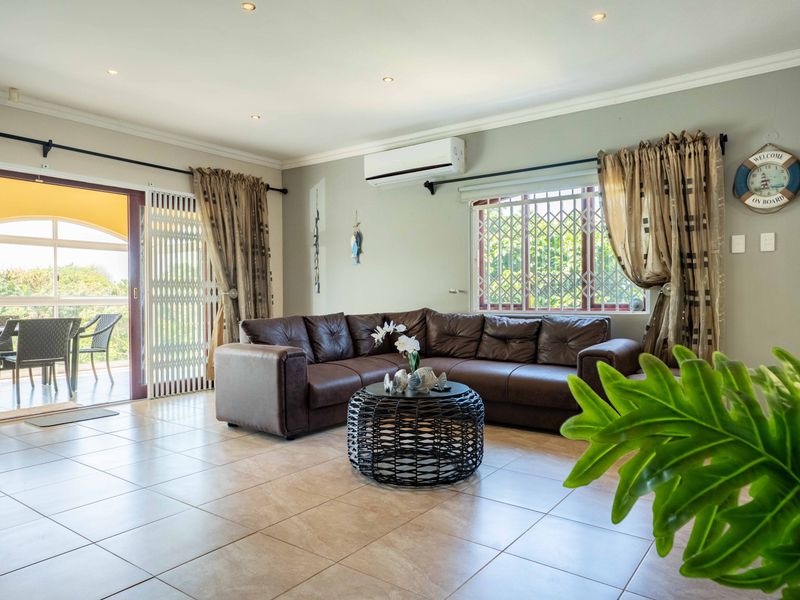 Holiday home or relocate its a choice - Photo 5