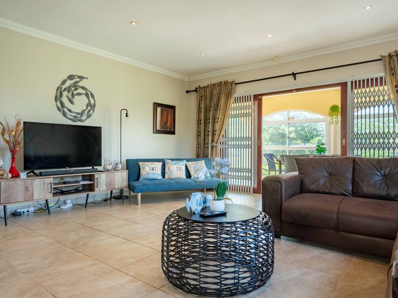 Holiday home or relocate its a choice - Photo 7