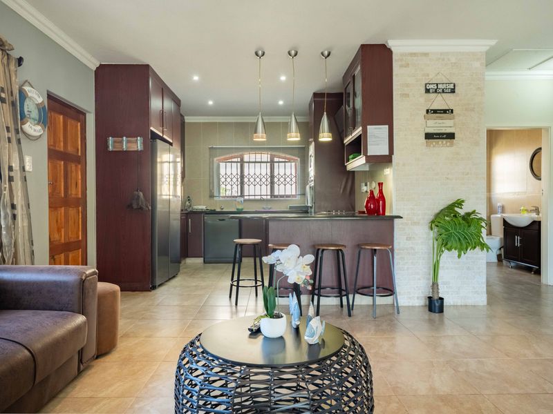 Holiday home or relocate its a choice - Photo 6