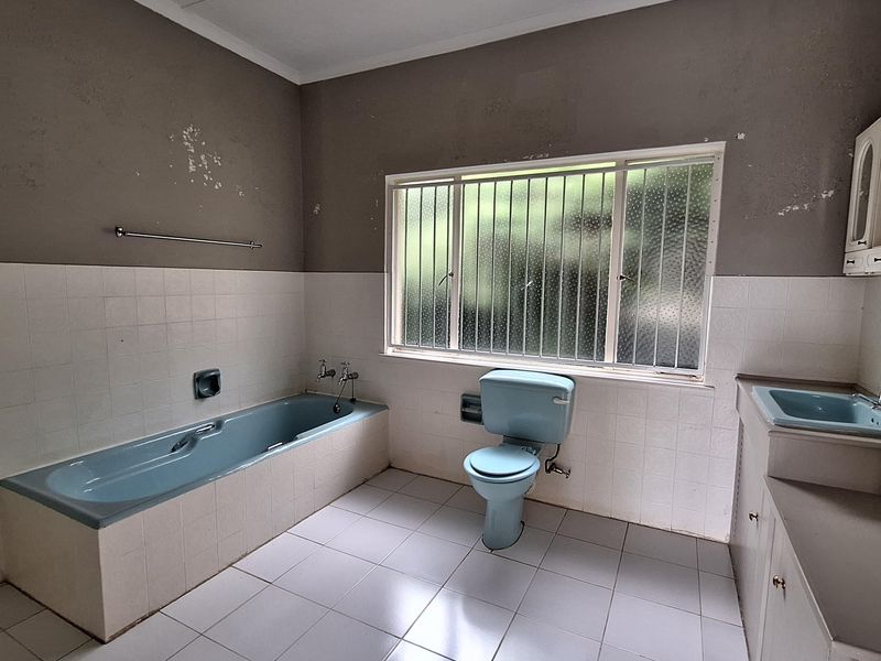 House with wonderfull entertainment area for sale - Photo 8