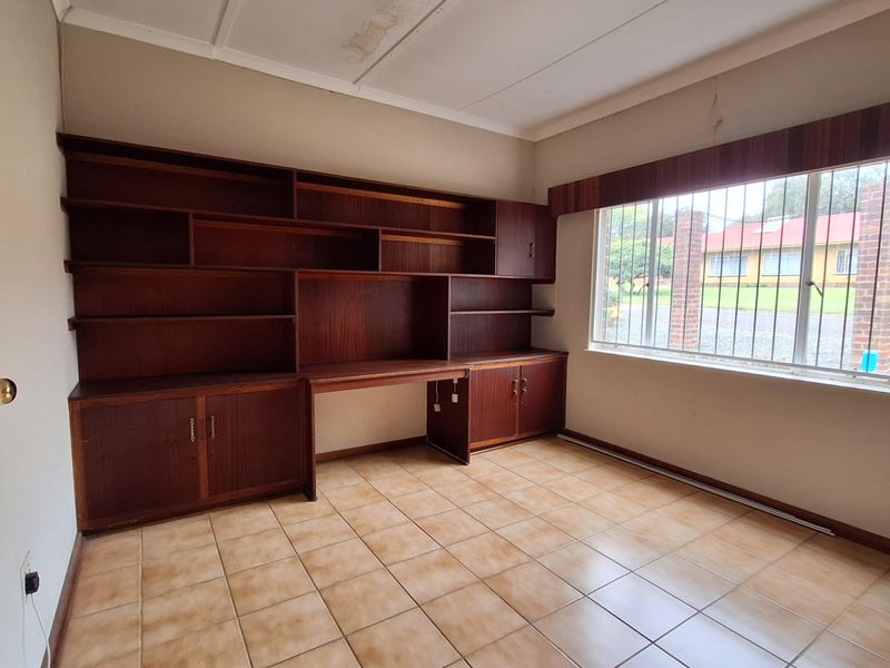 House with wonderfull entertainment area for sale - Photo 4