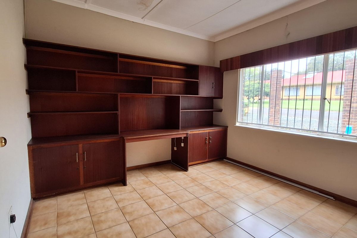 House with wonderfull entertainment area for sale - Photo 4