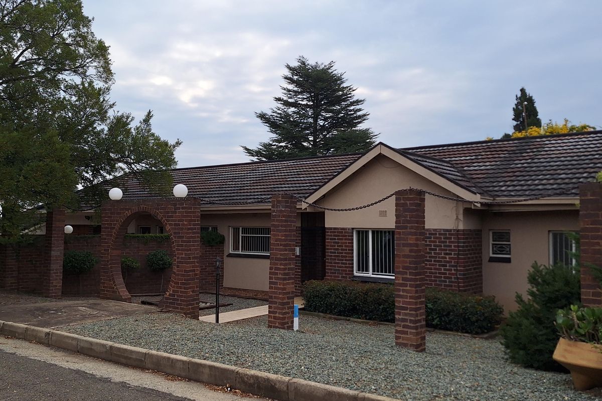 House with wonderfull entertainment area for sale - Photo 2