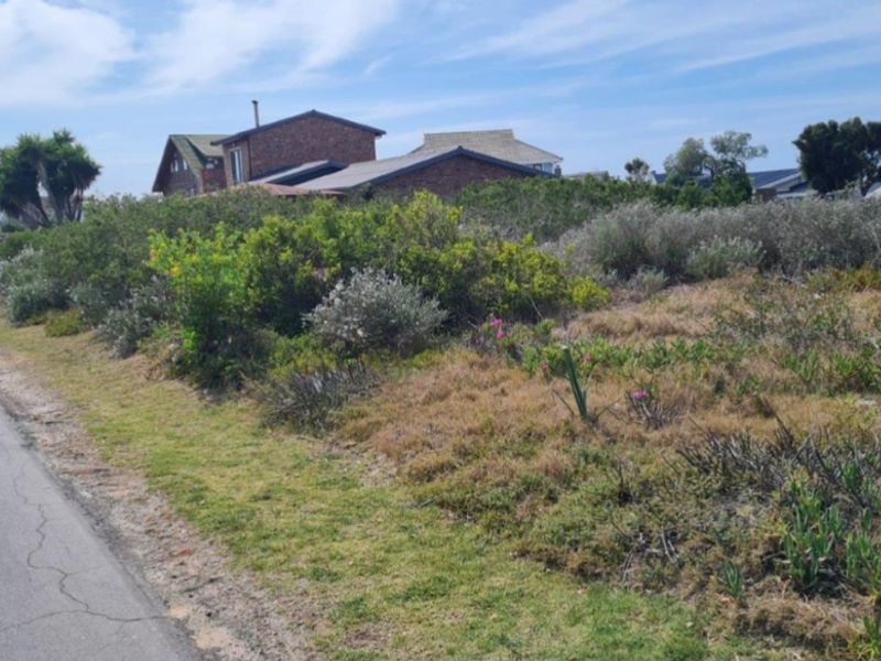 Prime 733m2 Level Stand: Walk to the Beach & Golf Course! - Photo 6