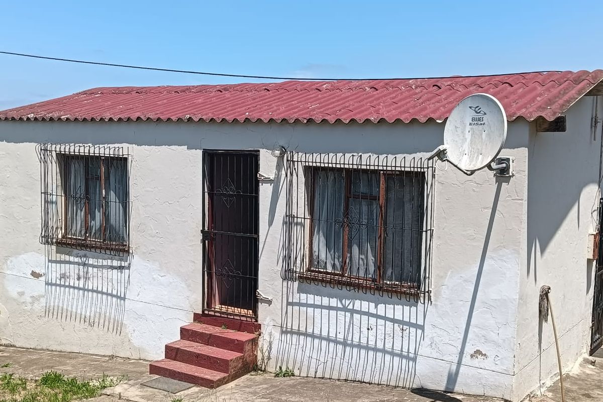 URGENT SALE  2 Bedroom Home in Mdantsane NU14 - Photo 4