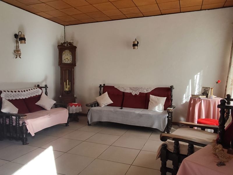 Charming 3 bedroom freestanding home in Algoa Park, Gqeberha. Perfect for family living and comfort! - Photo 5