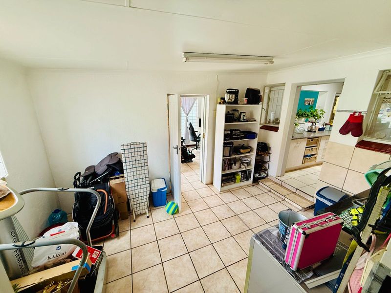 Spacious 3-Bedroom Family Home in Florauna - Photo 10