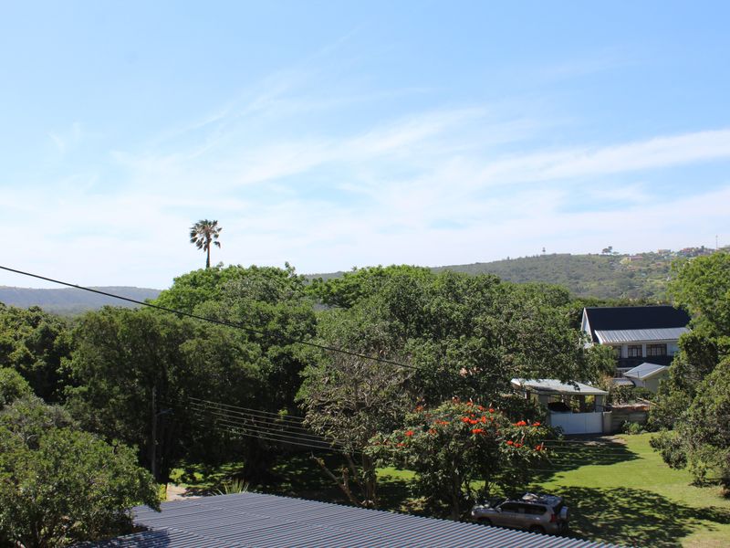 Investment Opportunity: Large home with secondary rental unit for sale in Port Alfred - Photo 4