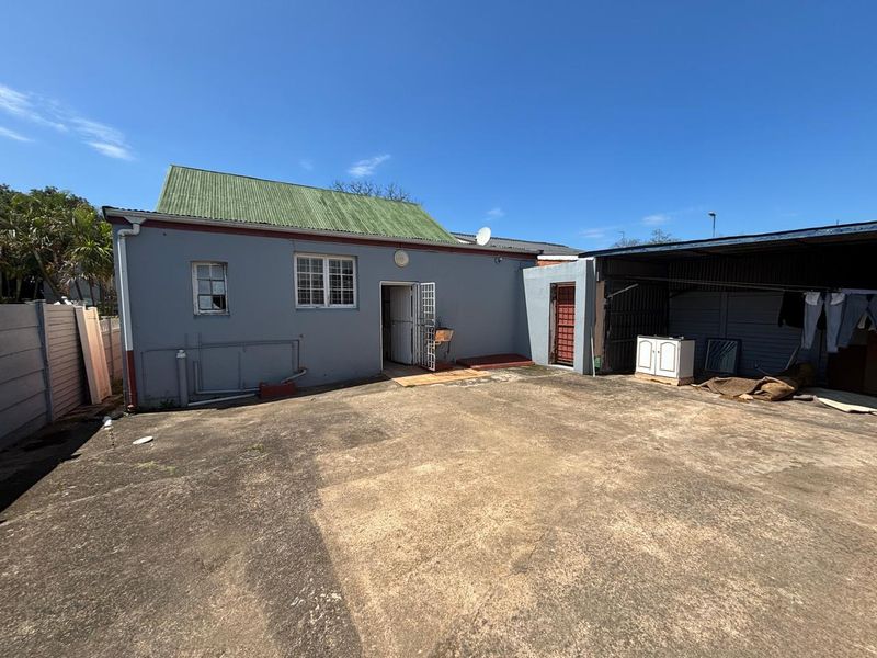 5 roomed house with outbuildings for sale at R1 100 000-00. - Photo 8
