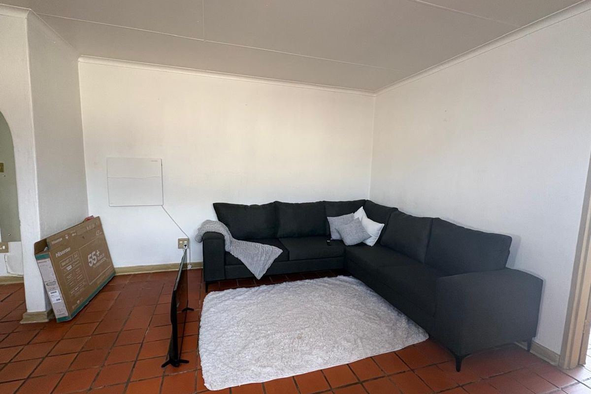 1 bedroom flat for sale - Photo 3