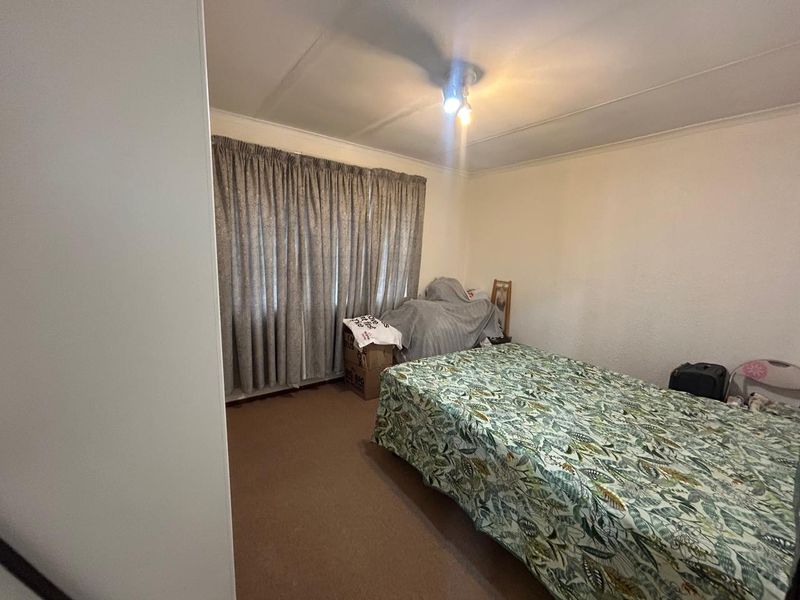 Affordable, Stylish, and Convenient – Duplex Living Starts Here - Photo 10