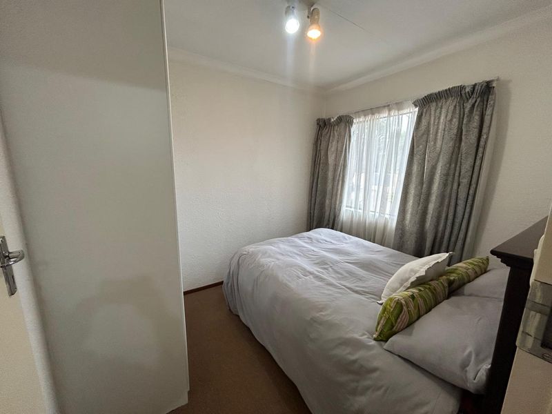 Affordable, Stylish, and Convenient – Duplex Living Starts Here - Photo 8